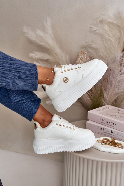 Sneakers modeļa apavi sporta apavi Sievišķīgs siltināti ar modernām masīvām zolēm baltas krāsas Ardiela