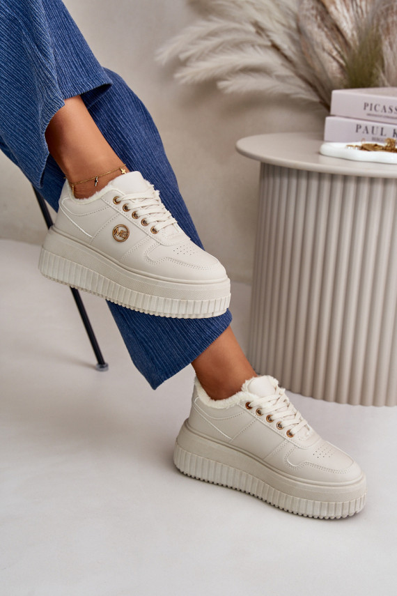 Sneakers modeļa apavi sporta apavi Sievišķīgs siltināti ar modernām masīvām zolēm smilšu krāsas Verissha