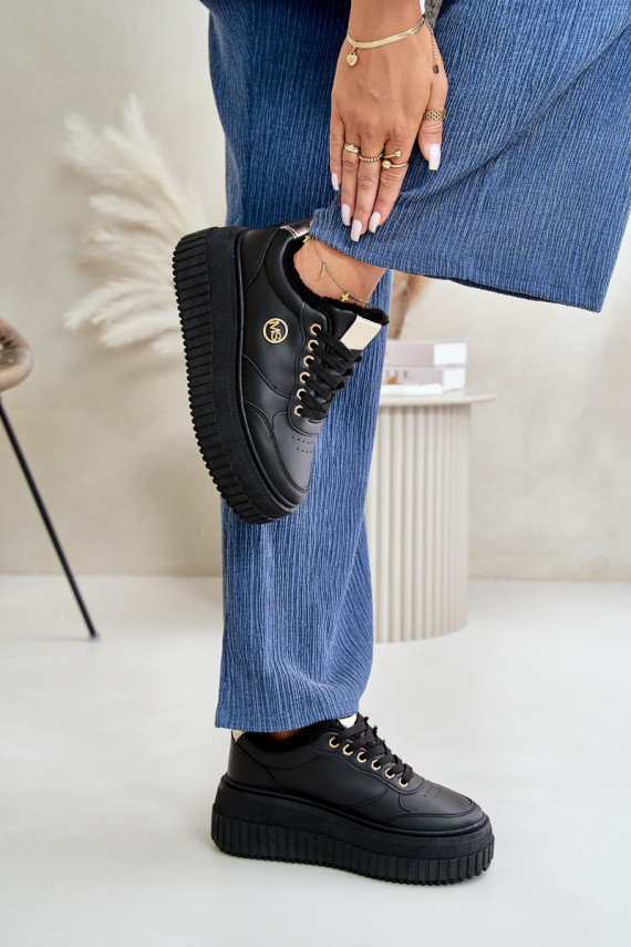 Sneakers modeļa apavi sporta apavi Sievišķīgs siltināti ar modernām masīvām zolēm melnas krāsas Ardiela