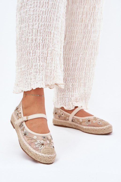 režģis espadrilles Z Haftem ar platformu smilšu krāsas Laxisa