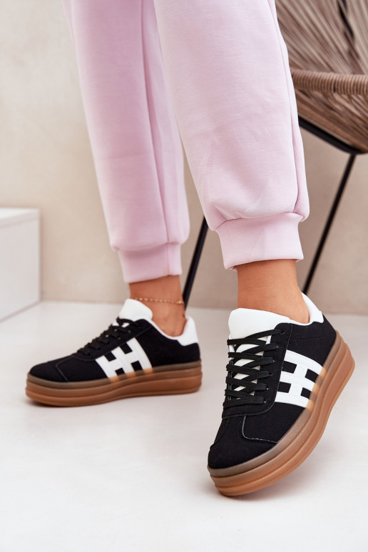 Sneakers modeļa apavi Sievišķīgs ar platformu melnas krāsas Syliyana