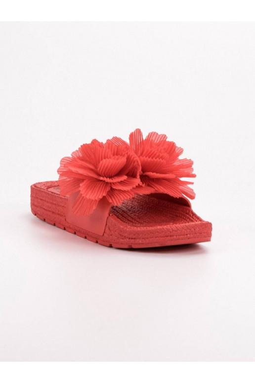 Sarkanas krāsas Čības ar puķītēm...