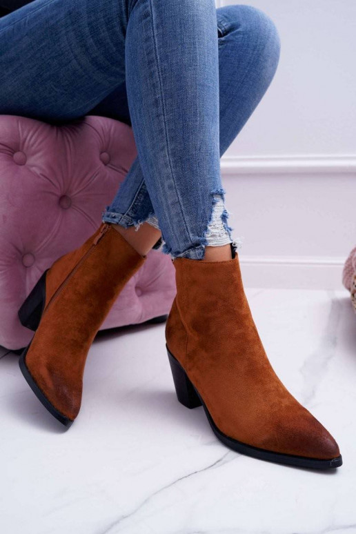 Sieviešu puszābaki ar papēdi zamšādas...