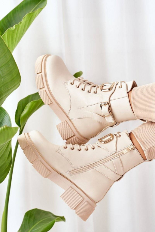 Siltināti zābaki smilšu krāsas