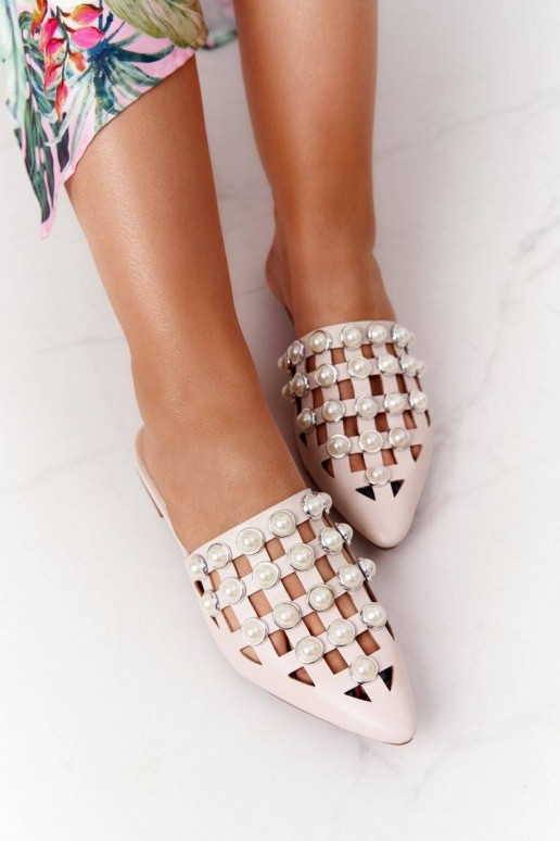 Čības ar stulmu I Perłami smilšu...