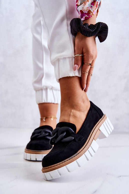 Zamšādas apavi ar ornamentiem melnas...