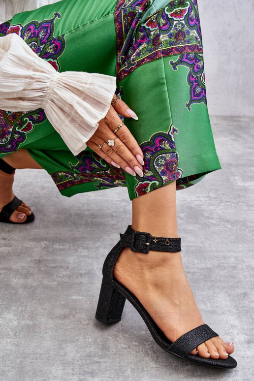 Ar papēdi melnas krāsas Maxim