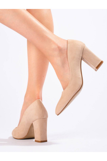 smilšu krāsas puszābaki uz... 2