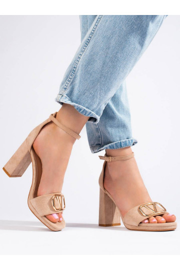 kurpes smilšu krāsas Vinceza 2