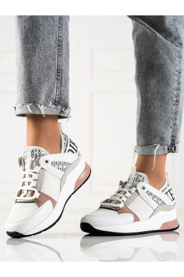 Stilīgasrnas brīvā laika...