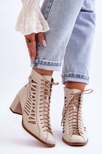 Zābaki Ziloņkaula krāsas