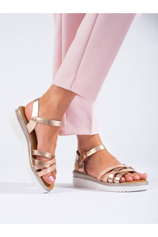 Ērtas sieviešu sandales ar nelielu...