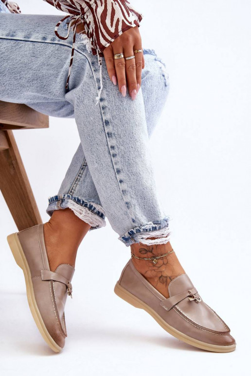 Klasiska modeļa sieviešu mokasīni...