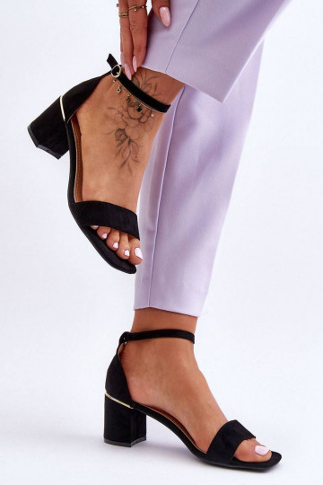 Kurpes ar stabilu zemu...