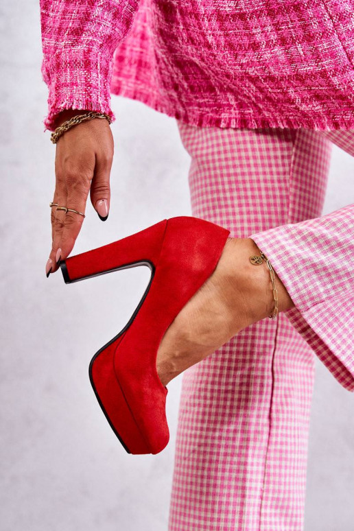 Klasiska modeļa Kurpes ar papēdi...