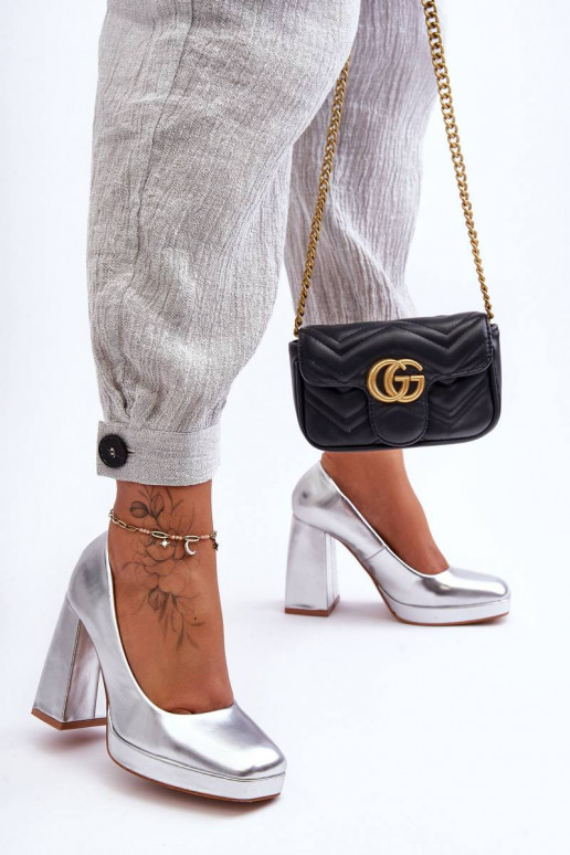 Kurpes Sudraba krāsas Rosalia