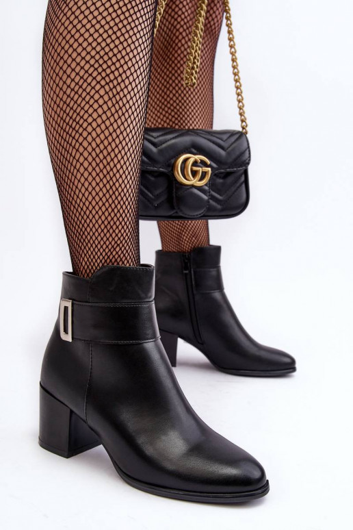 Sieviešu puszābaki melnas krāsas...