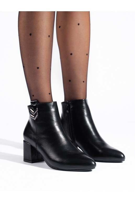 Eleganta stila Melnas krāsas