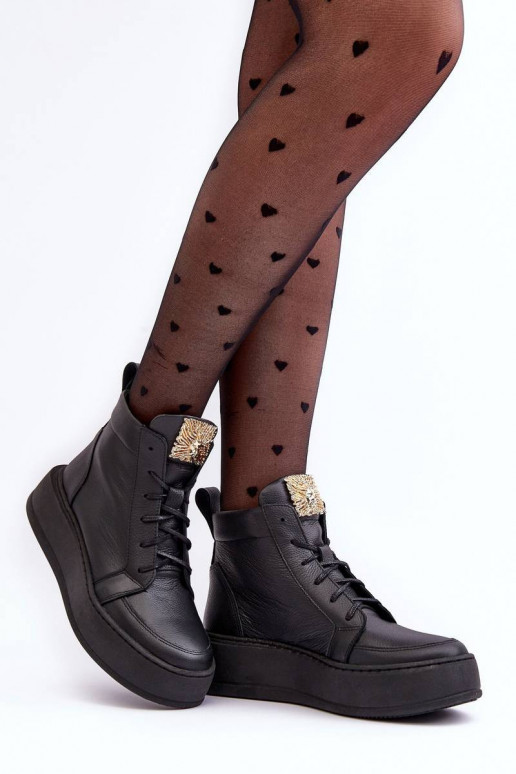 Šņorējami puszābaki ar ornamentiem...