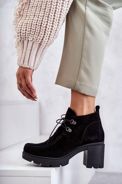 Zamšādas Sieviešu puszābaki šņorējami...