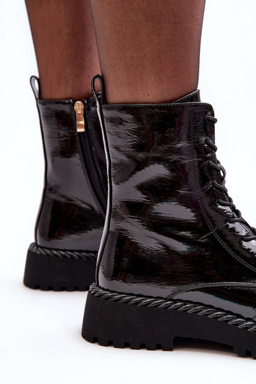 Laque zābaki ar ornamentiem melnas...