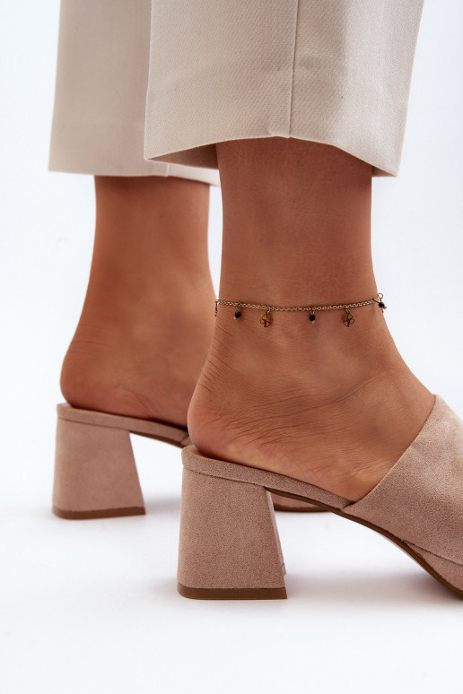 Čības ar papēdi smilšu krāsas Bralya