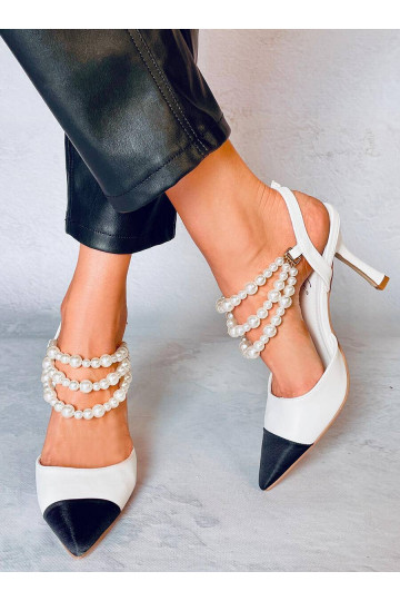 Kurpes ar pērļu rotājumiem... 2