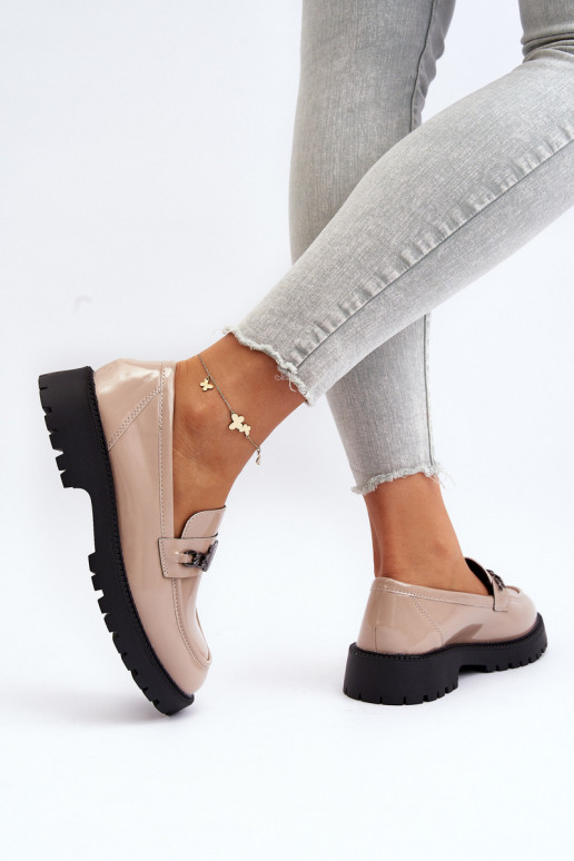 Mokasīni Laque ar platiem papēžiem...