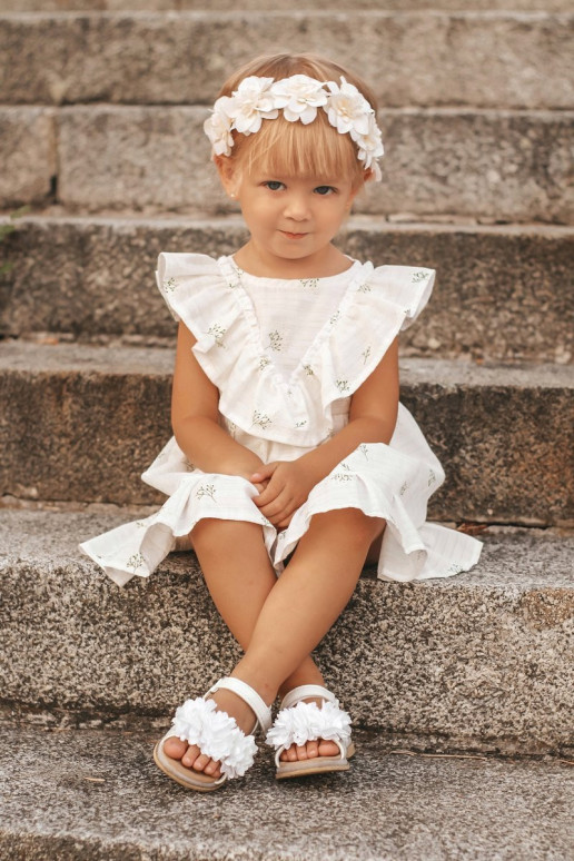 Bērnu sandales ar ziediem baltā krāsā