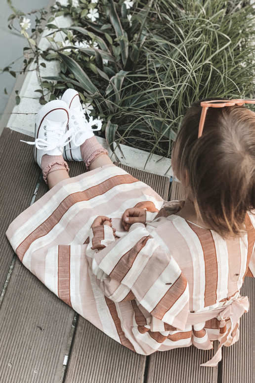 Klasiski bērnu sporta apavi baltā krāsā