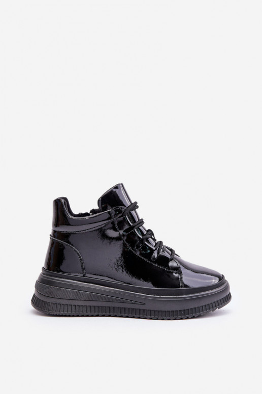 Artiker MELNI AR LAKA EFEKTU