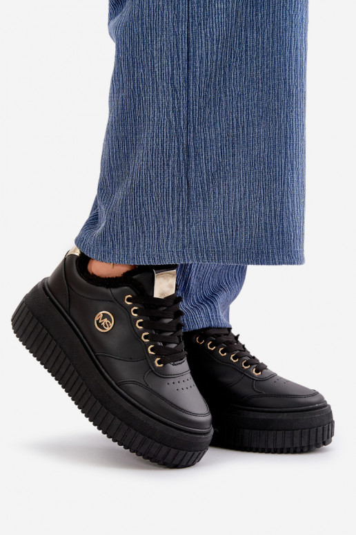 Sporta apavi ar siltinājumu un...