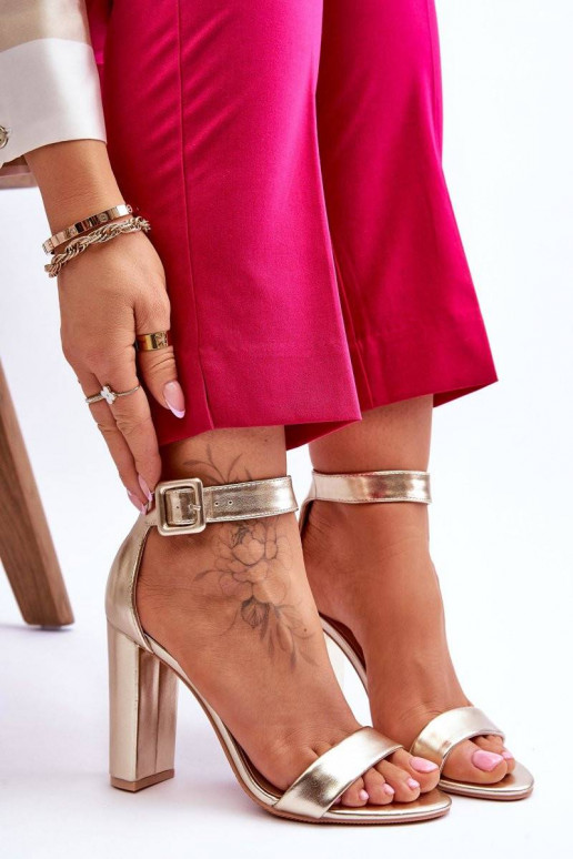 Sandales ar papēdi Zelta krāsas Georgina