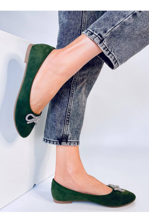 Balerīnas ar mandeļu formas...