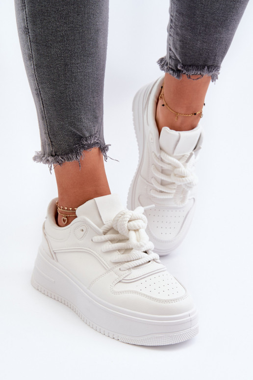 Baltas krāsas sneakers ar platformu no eko ādas Vhisper