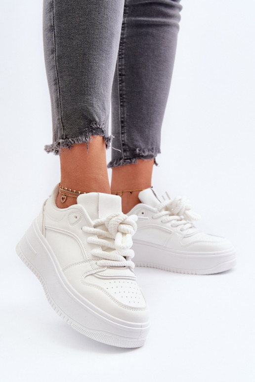 Baltas krāsas sneakers ar platformu no eko ādas Vhisper