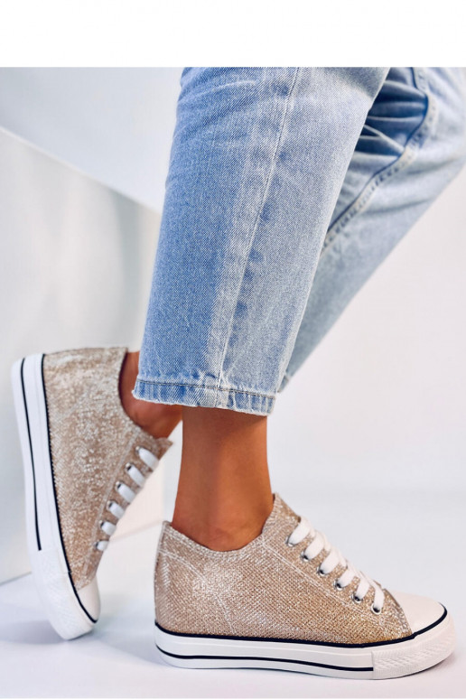 Smėlio spalvos laisvalaikio batai su... Smėlio spalvos laisvalaikio batai su...