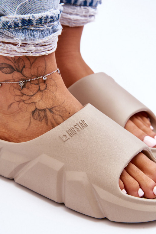 Vieglas smilšu krāsas čības Big Star...