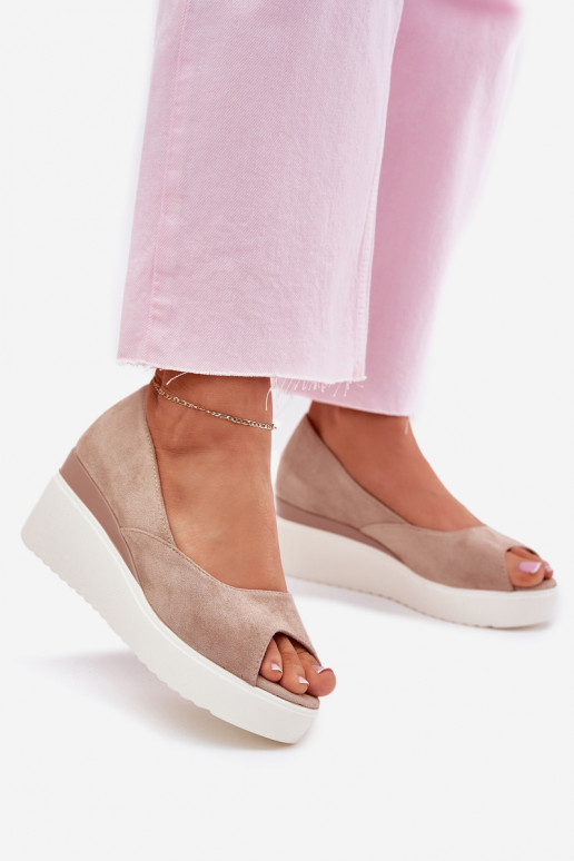 Smilšu krāsas sieviešu sandales uz...