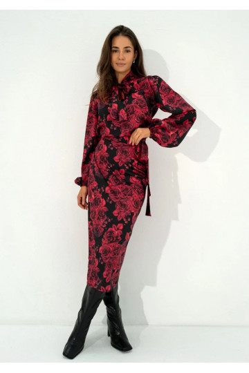 Kinsley - bordo krāsas kleita