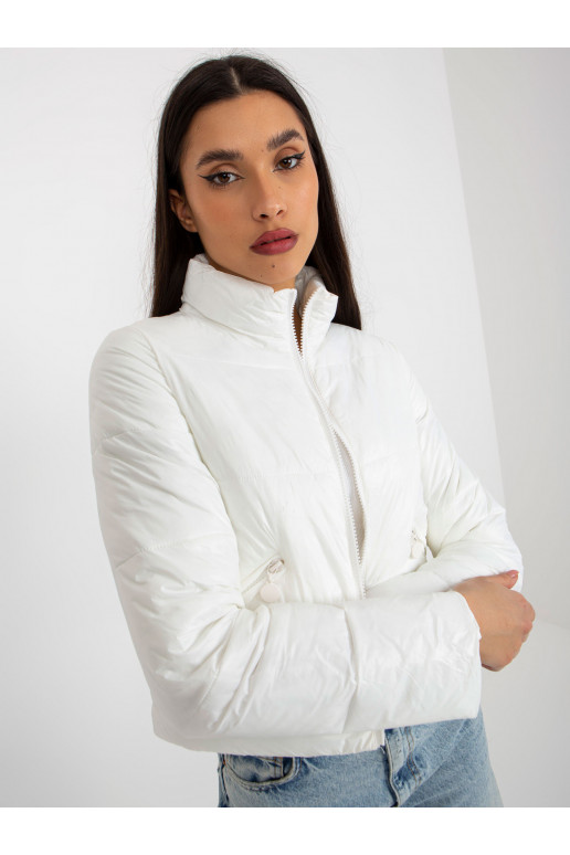 Ecru īsa pārejas stepēta jaka ar kabatām