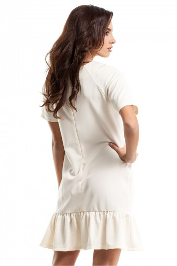 Ikdienas kleita baltā/bēšā... 2