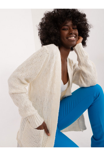 Jaciņa bālganā krāsā 2