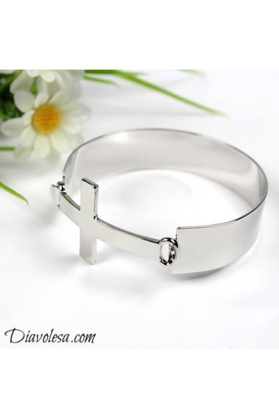 Aukso spalvos apyrankė su kryžiumi