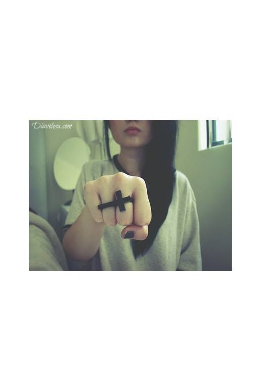 Žiedas su kryželiu