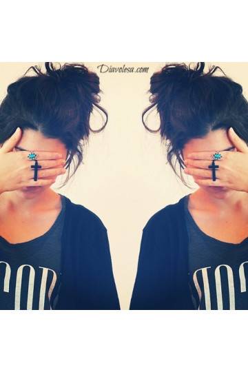 Žiedas su kryželiu