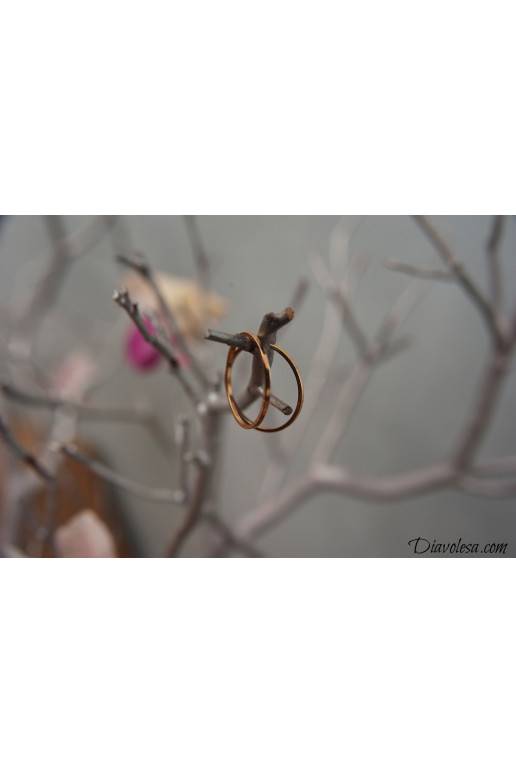 5 plonų žiedų komplektas aukso spalvos