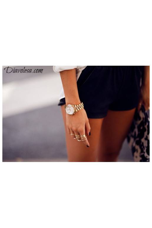 5 plonų žiedų komplektas aukso spalvos