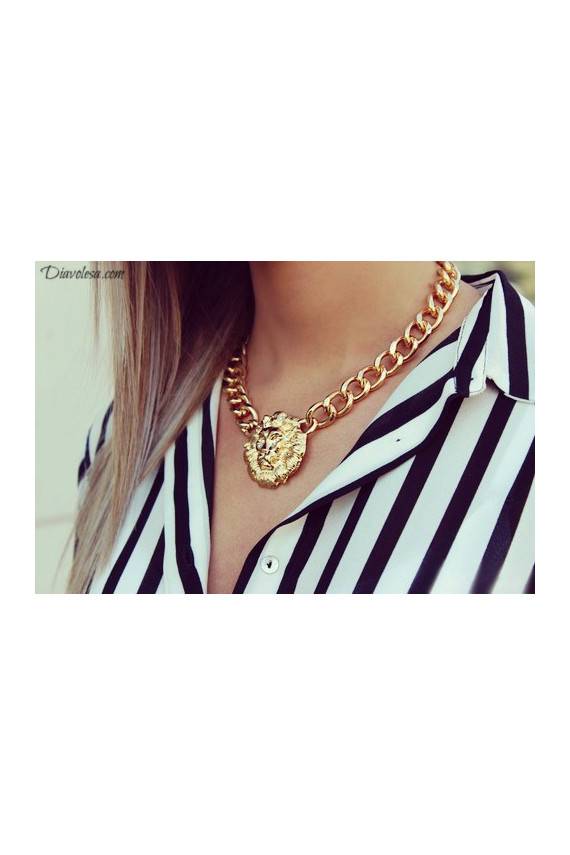 Kaklo papuošalas "Lion on the Chain"