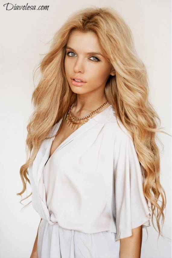 Kaklo papuošalas "Crosses"